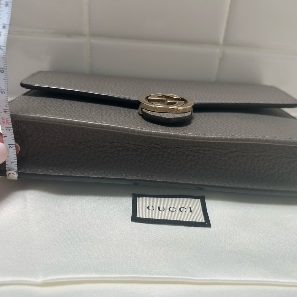 Gucci gray interlocking G logo wallet on chain crossbody bag - Picture 7 of 14